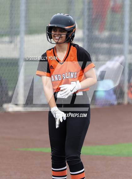 Thumbnail 1 in Grand Saline vs Van photogallery.