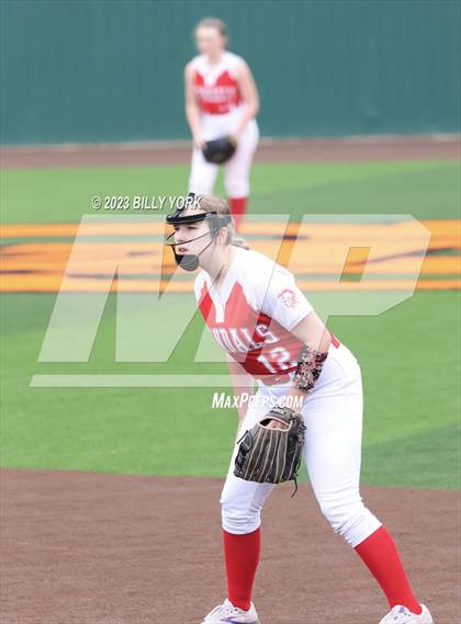 Thumbnail 3 in Grand Saline vs Van photogallery.