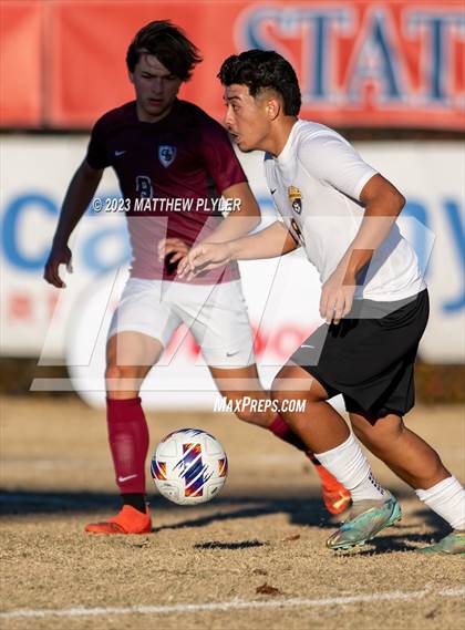 Thumbnail 2 in Hobbton vs Gray Stone Day (NCHSAA 1A Final) photogallery.