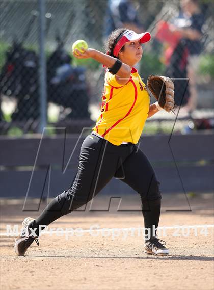 Thumbnail 2 in St. Francis vs. Vista del Lago (Stephanie LeDoux Tournament) photogallery.