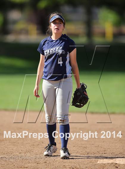 Thumbnail 1 in St. Francis vs. Vista del Lago (Stephanie LeDoux Tournament) photogallery.