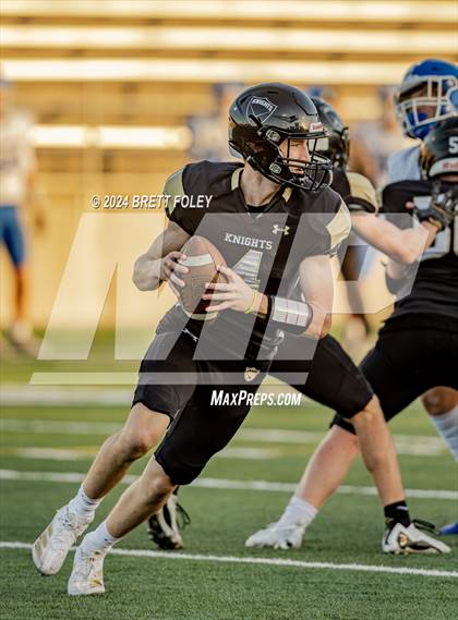 Thumbnail 3 in Bennington vs Lincoln Southeast photogallery.