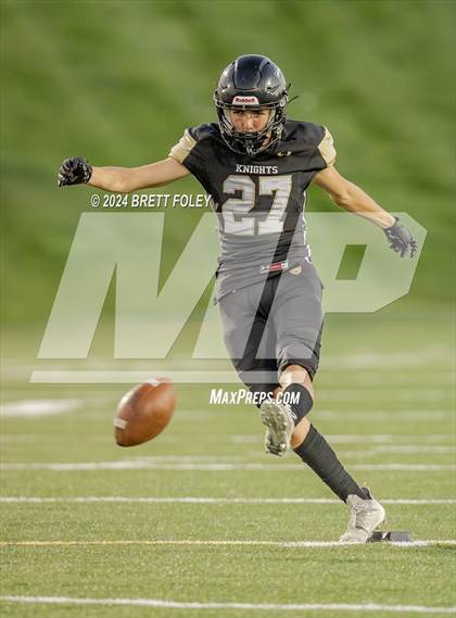 Thumbnail 1 in Bennington vs Lincoln Southeast photogallery.