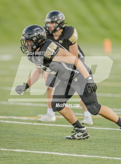 Thumbnail 2 in Bennington vs Lincoln Southeast photogallery.