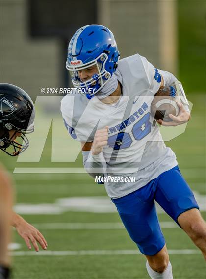 Thumbnail 3 in Bennington vs Lincoln Southeast photogallery.
