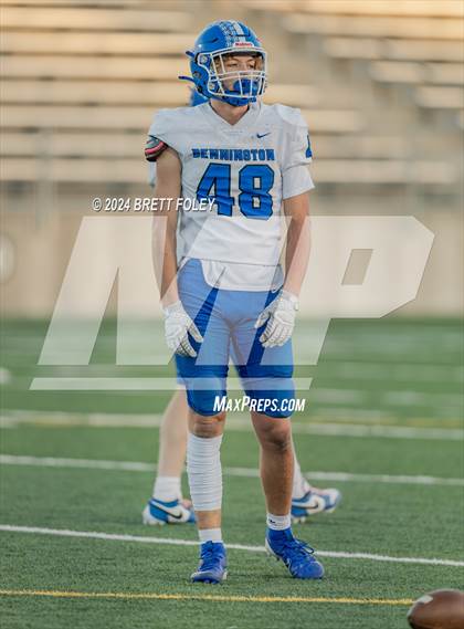 Thumbnail 2 in Bennington vs Lincoln Southeast photogallery.