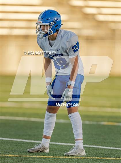 Thumbnail 3 in Bennington vs Lincoln Southeast photogallery.