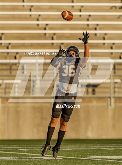 Thumbnail 1 in Bennington vs Lincoln Southeast photogallery.