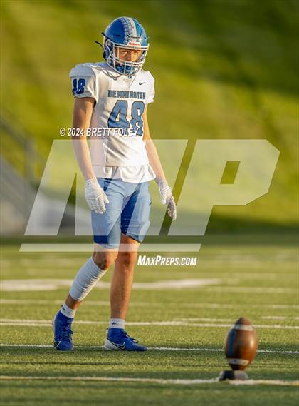 Thumbnail 3 in Bennington vs Lincoln Southeast photogallery.