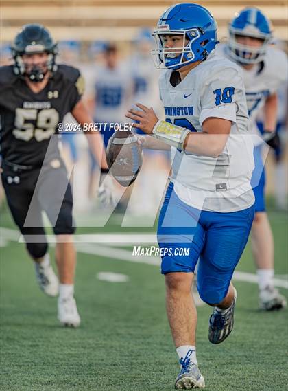Thumbnail 3 in Bennington vs Lincoln Southeast photogallery.