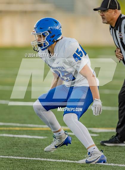 Thumbnail 1 in Bennington vs Lincoln Southeast photogallery.