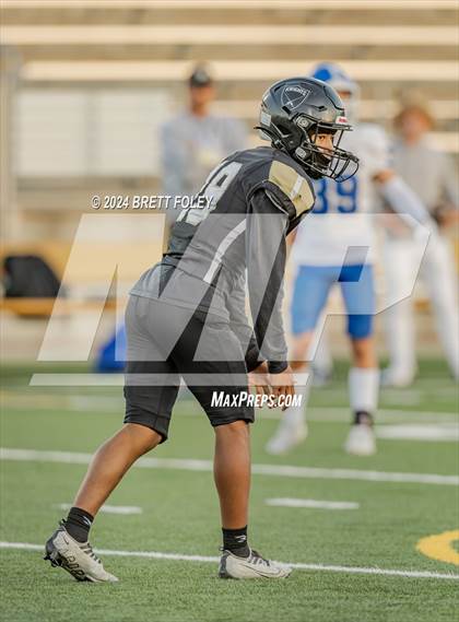 Thumbnail 2 in Bennington vs Lincoln Southeast photogallery.