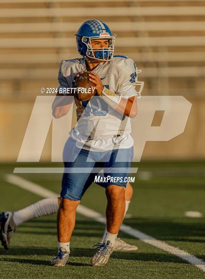 Thumbnail 1 in Bennington vs Lincoln Southeast photogallery.