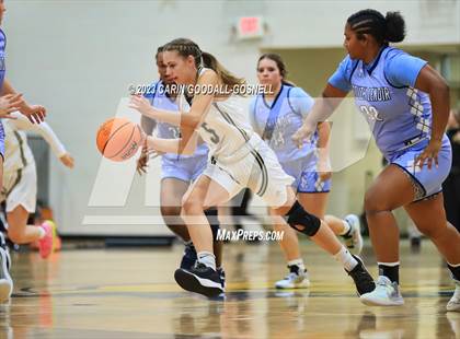 Thumbnail 3 in South Lenoir @ Croatan photogallery.