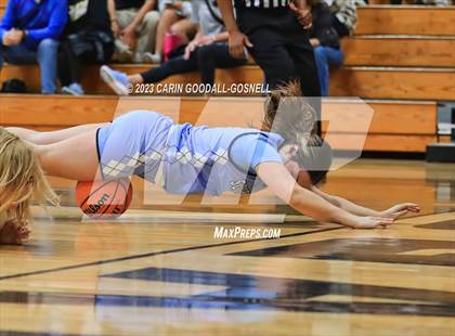 Thumbnail 1 in South Lenoir @ Croatan photogallery.
