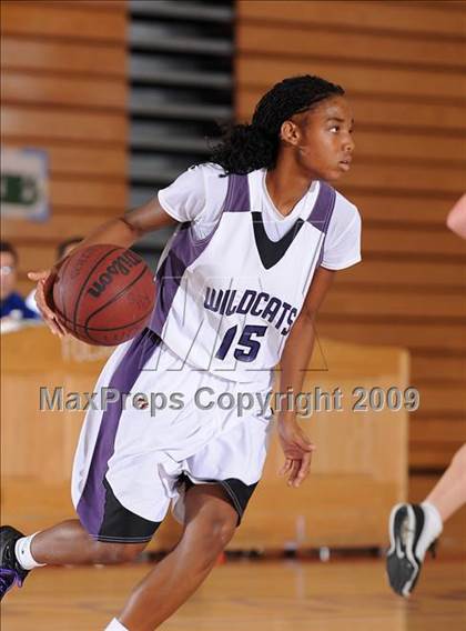 Thumbnail 1 in Spanish Springs vs. Franklin (Bulldog Winter Classic) photogallery.