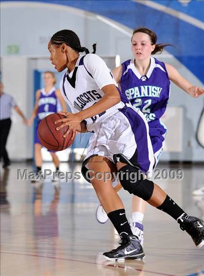 Thumbnail 1 in Spanish Springs vs. Franklin (Bulldog Winter Classic) photogallery.