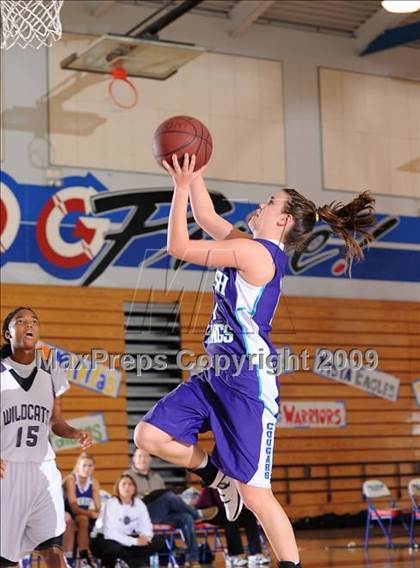 Thumbnail 3 in Spanish Springs vs. Franklin (Bulldog Winter Classic) photogallery.