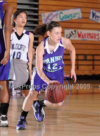 Thumbnail 3 in Spanish Springs vs. Franklin (Bulldog Winter Classic) photogallery.