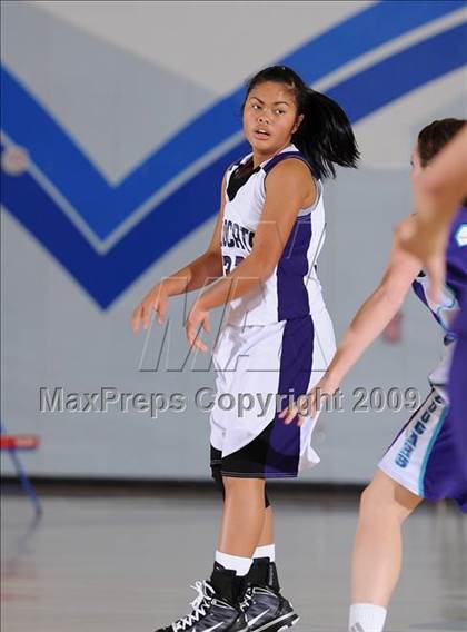Thumbnail 1 in Spanish Springs vs. Franklin (Bulldog Winter Classic) photogallery.