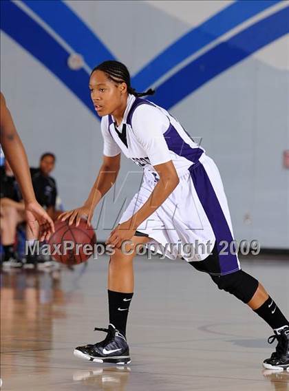 Thumbnail 1 in Spanish Springs vs. Franklin (Bulldog Winter Classic) photogallery.