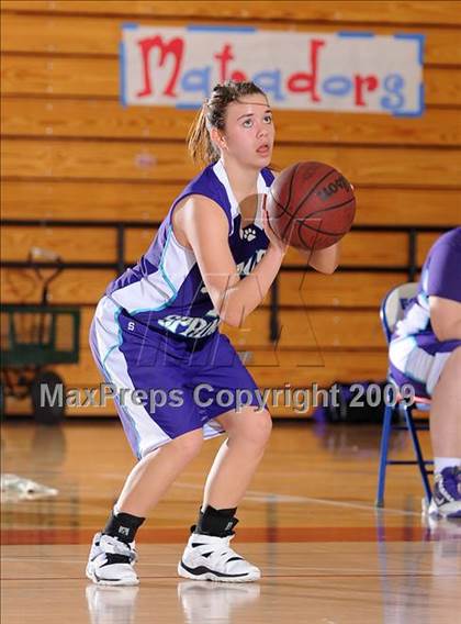 Thumbnail 1 in Spanish Springs vs. Franklin (Bulldog Winter Classic) photogallery.