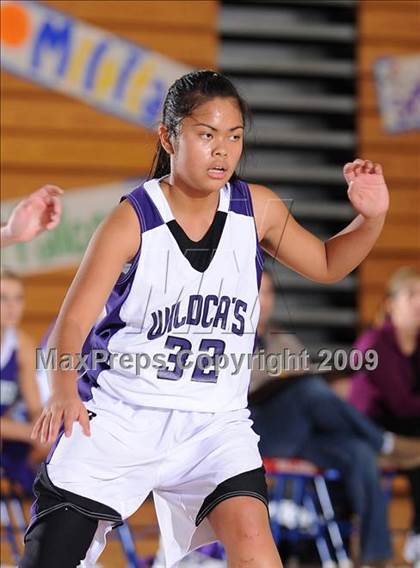 Thumbnail 3 in Spanish Springs vs. Franklin (Bulldog Winter Classic) photogallery.