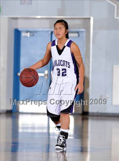 Thumbnail 2 in Spanish Springs vs. Franklin (Bulldog Winter Classic) photogallery.