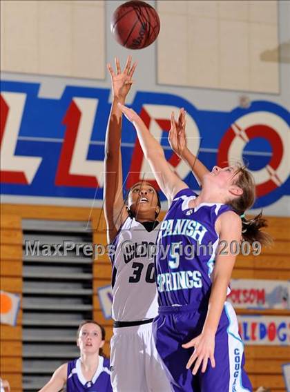 Thumbnail 1 in Spanish Springs vs. Franklin (Bulldog Winter Classic) photogallery.
