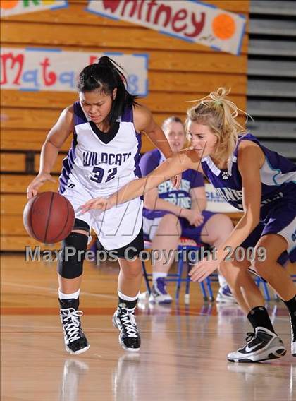 Thumbnail 2 in Spanish Springs vs. Franklin (Bulldog Winter Classic) photogallery.