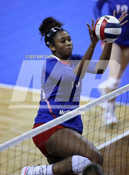 Thumbnail 2 in Cherry Creek vs. Ralston Valley (CHSAA 5A State M17) photogallery.