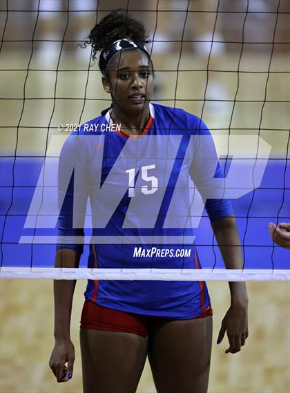 Thumbnail 1 in Cherry Creek vs. Ralston Valley (CHSAA 5A State M17) photogallery.