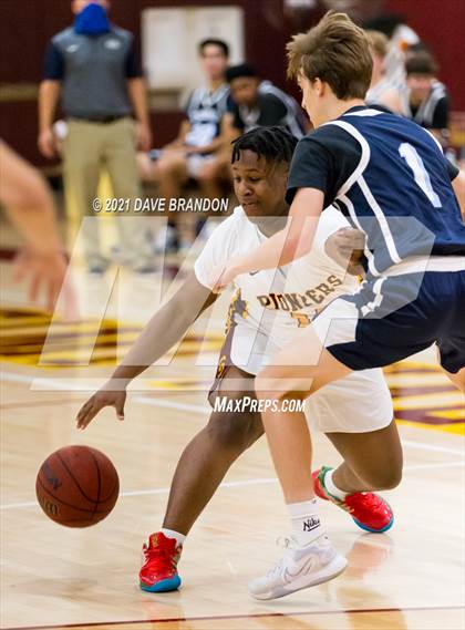 Thumbnail 3 in Camarillo @ Simi Valley photogallery.