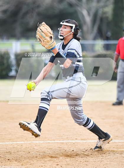 Thumbnail 1 in Shadow Creek vs Lake Creek (Brenham Tournament) photogallery.