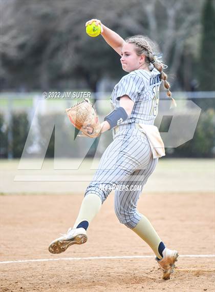 Thumbnail 3 in Shadow Creek vs Lake Creek (Brenham Tournament) photogallery.