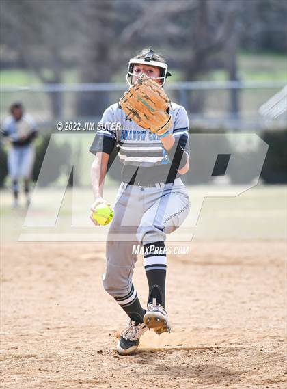 Thumbnail 1 in Shadow Creek vs Lake Creek (Brenham Tournament) photogallery.
