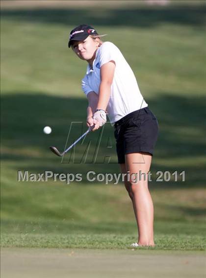 Thumbnail 1 in Galesburg vs Quincy vs Moline photogallery.