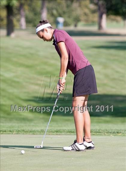 Thumbnail 3 in Galesburg vs Quincy vs Moline photogallery.
