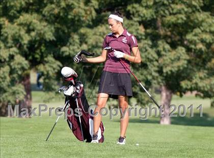 Thumbnail 1 in Galesburg vs Quincy vs Moline photogallery.