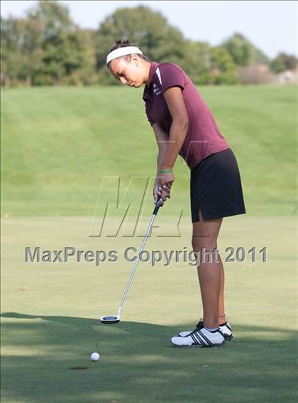 Thumbnail 2 in Galesburg vs Quincy vs Moline photogallery.