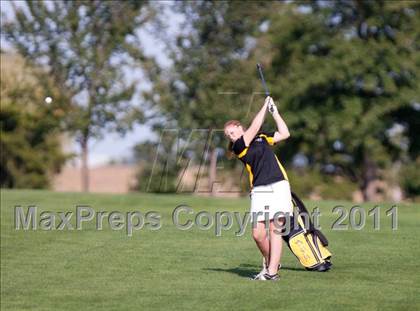 Thumbnail 1 in Galesburg vs Quincy vs Moline photogallery.