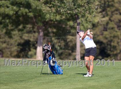 Thumbnail 1 in Galesburg vs Quincy vs Moline photogallery.