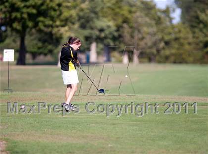 Thumbnail 2 in Galesburg vs Quincy vs Moline photogallery.