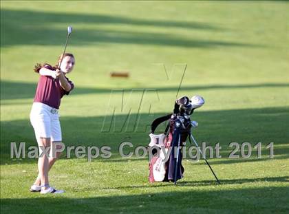 Thumbnail 1 in Galesburg vs Quincy vs Moline photogallery.