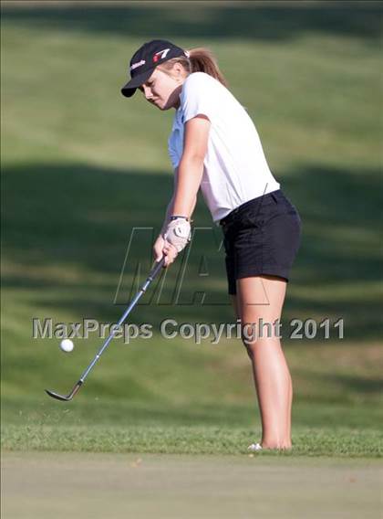 Thumbnail 3 in Galesburg vs Quincy vs Moline photogallery.