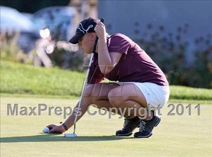 Thumbnail 1 in Galesburg vs Quincy vs Moline photogallery.