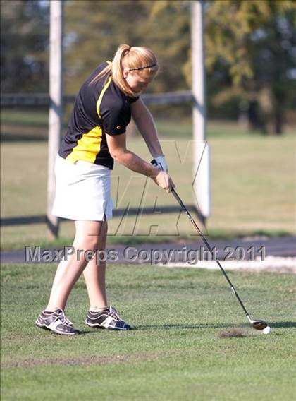 Thumbnail 2 in Galesburg vs Quincy vs Moline photogallery.