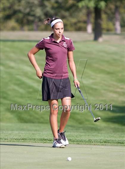 Thumbnail 3 in Galesburg vs Quincy vs Moline photogallery.