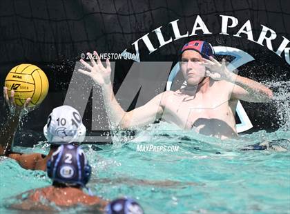 Thumbnail 2 in Villa Park vs. University (Villa Park Classic) photogallery.