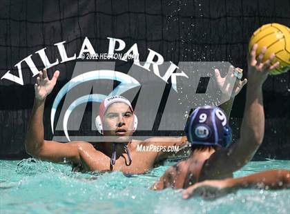 Thumbnail 2 in Villa Park vs. University (Villa Park Classic) photogallery.